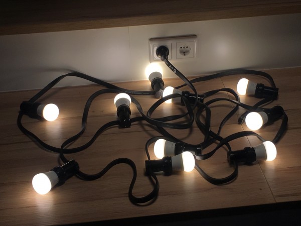 Illu-Kette Lichterkette 10 Meter inkl. 19 LED Leuchtmittel warmweiß